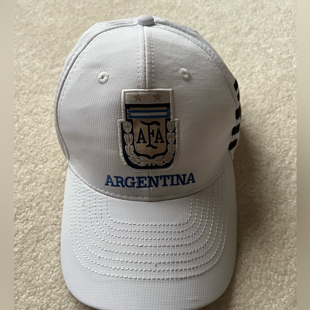 ARGENTINA WHITE WITH BLUE STRIPES AFA LOGO FIFA WORLD CUP two stars 🧢